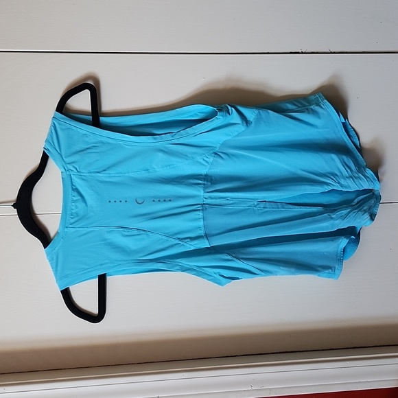Light Blue Muscle Tank - Picture 3 of 4